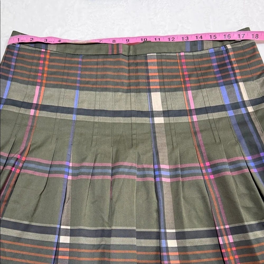 Akris Punto Green Plaid Skirt Set with Matching Blazer